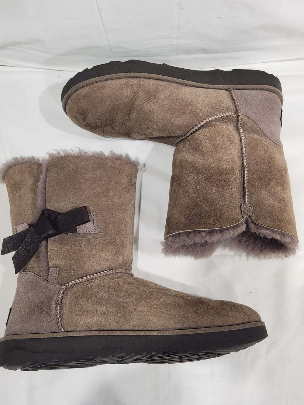 UGG Classic Knot Short Suede Boots in Stormy Grey S/N 1016416